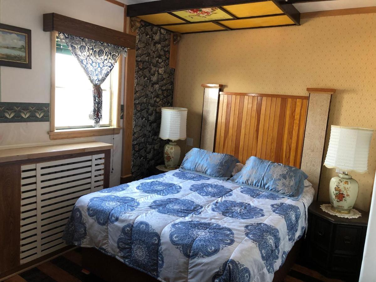 Heritage Place Hotel Gravelbourg Екстер'єр фото