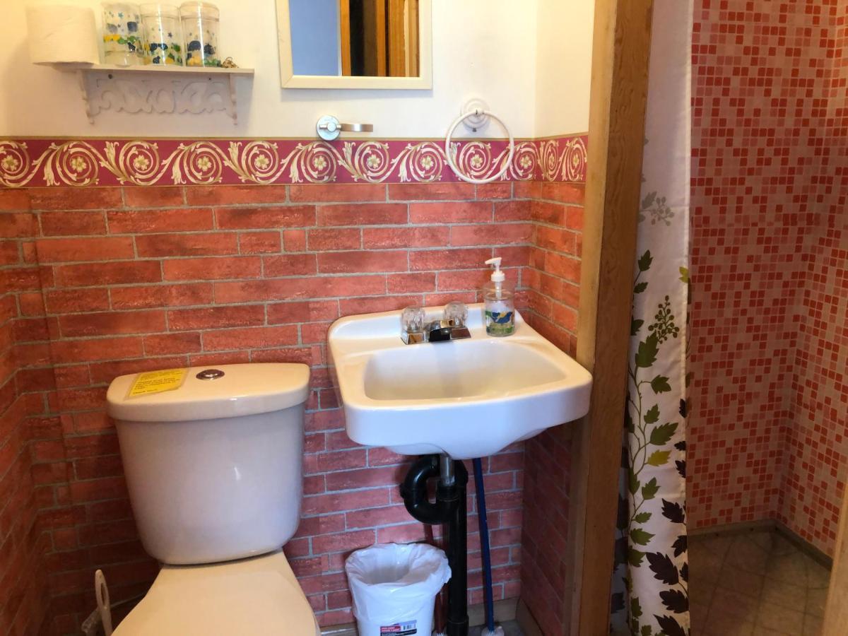 Heritage Place Hotel Gravelbourg Екстер'єр фото